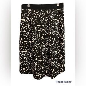 CABI 5321 Dixon skirt black white faux wrap medium elastic waist SZ Medium